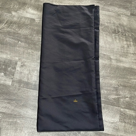 Authentic Fendi X-Large Dust Bag - Picture 6 of 11
